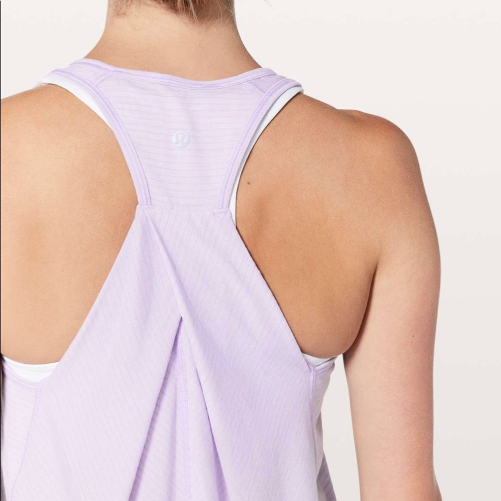 Lululemon Essential Tank - Picture 4 of 6